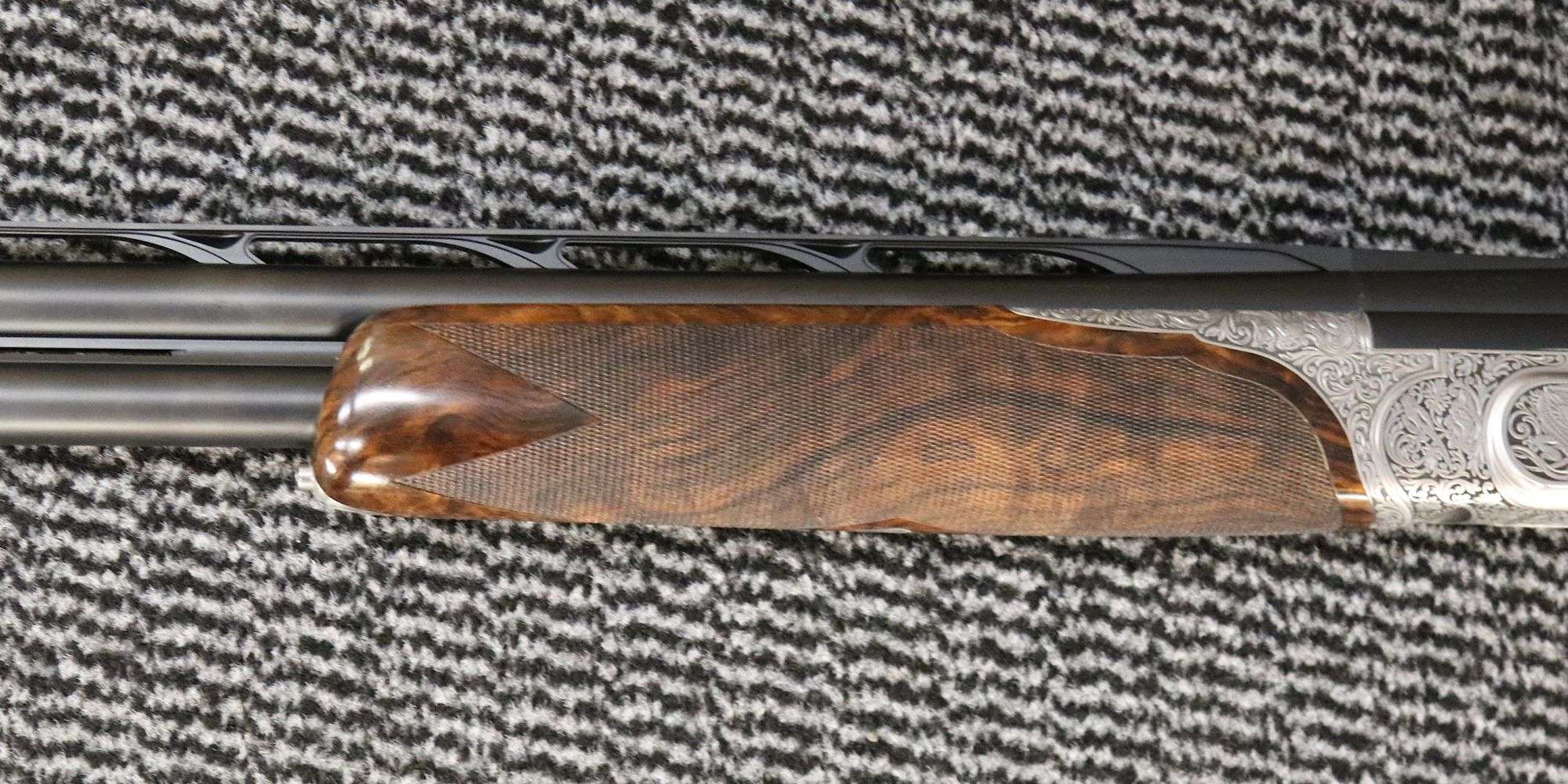 Caesar Guerini 12 gauge Invictus IX Ascent