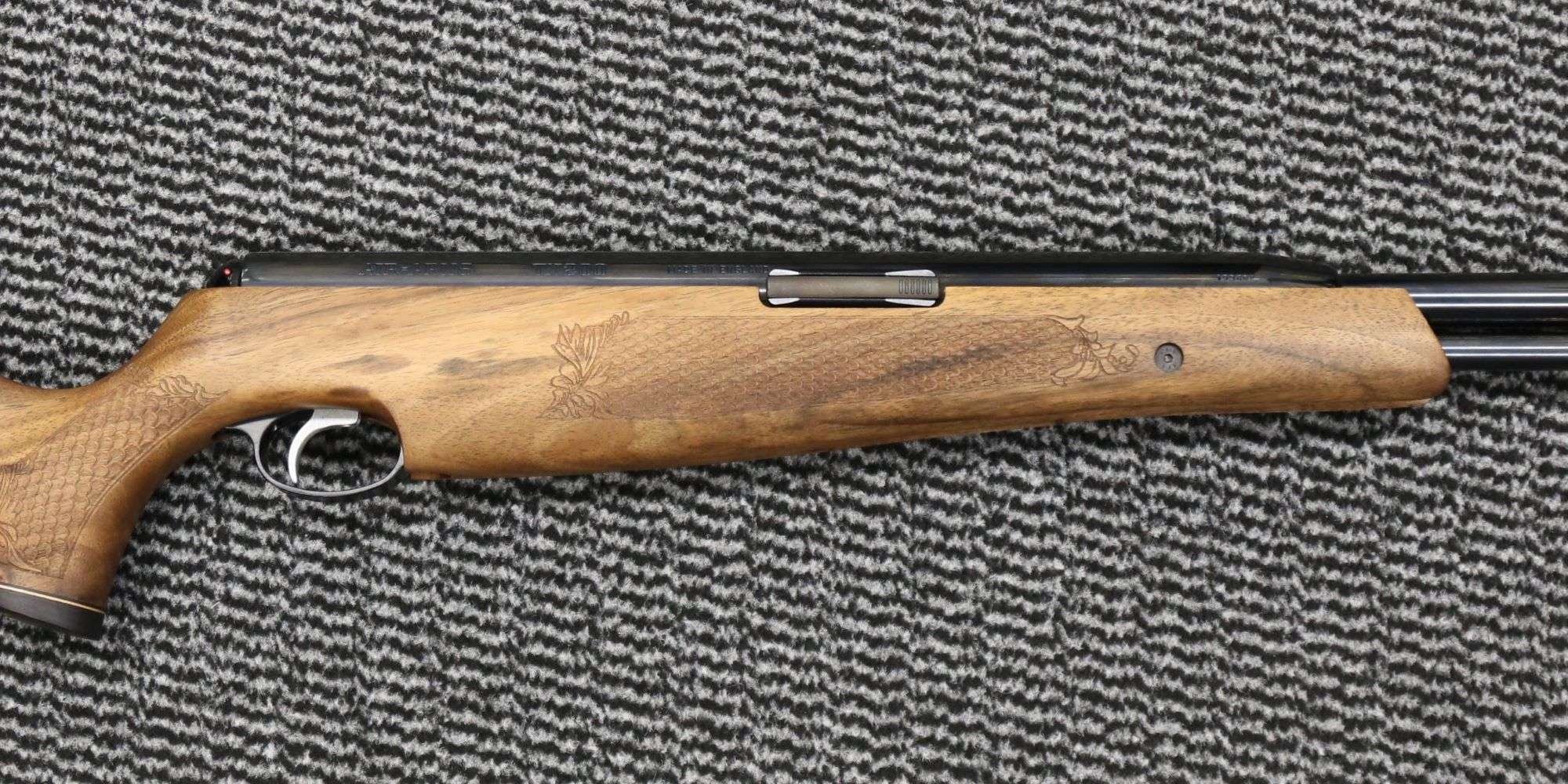 Air Arms .177 TX 200 Hunter Carbine Walnut